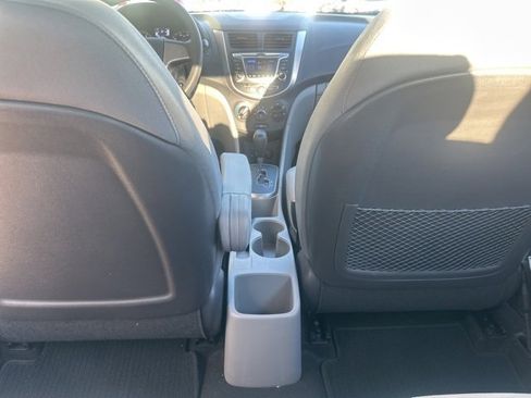 Used 2016 Hyundai Accent SE image 14