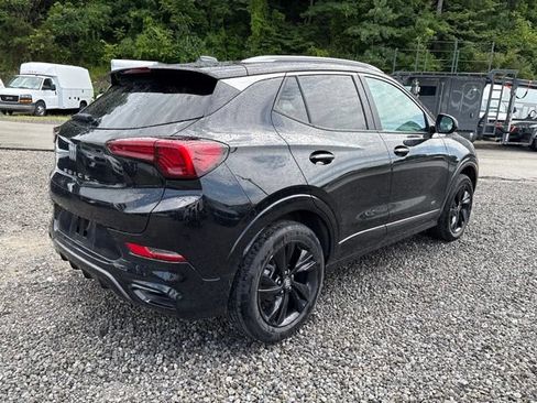 Used 2025 Buick Encore GX Sport Touring AWD/4WD image 5
