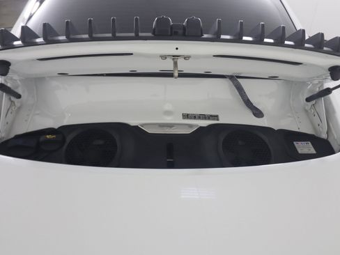 Certified 2021 Porsche 911 Carrera RWD image 21