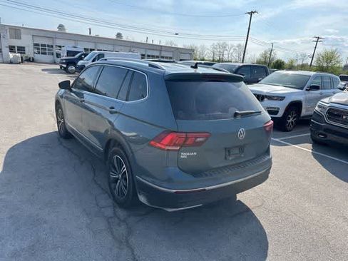 Used 2019 Volkswagen Tiguan SEL w/ 3rd Row Seat Package image 16