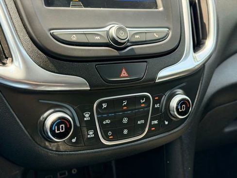 Used 2019 Chevrolet Equinox LT w/ Driver Convenience Package FWD image 15