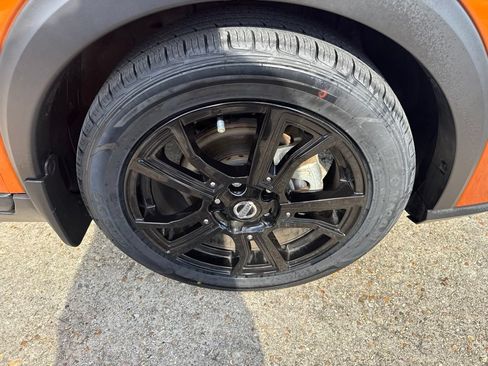 Used 2021 Nissan Kicks SR w/ SR Premium Package FWD image 25