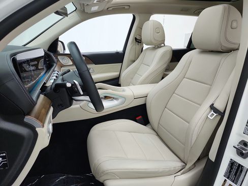 Certified 2022 Mercedes-Benz GLS 450 4MATIC image 13