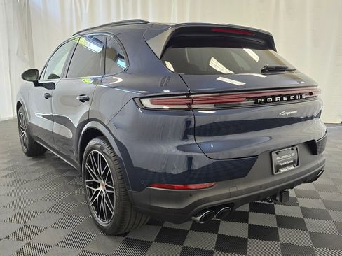 New 2025 Porsche Cayenne image 3