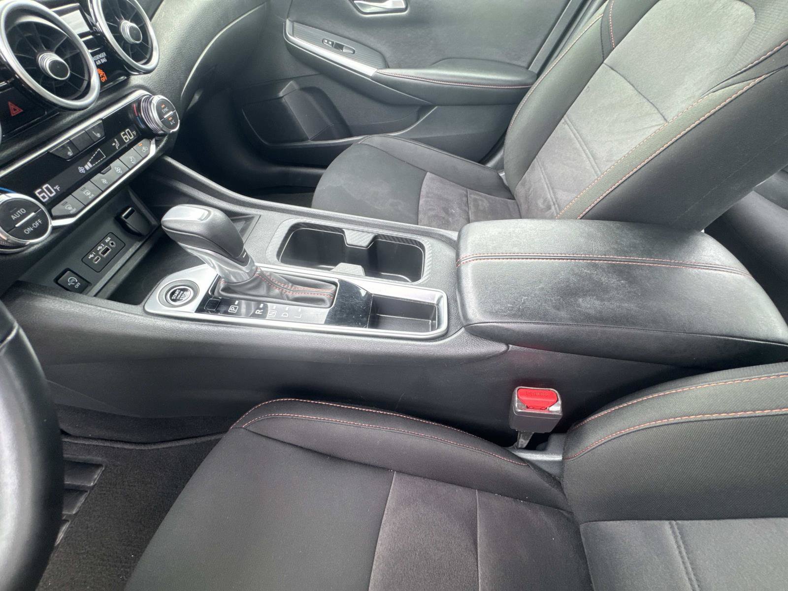 Used 2025 Nissan Sentra SR FWD image 26