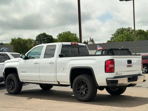 Used 2017 GMC Sierra 1500 SLE w/ SLE Value Package AWD/4WD image 34