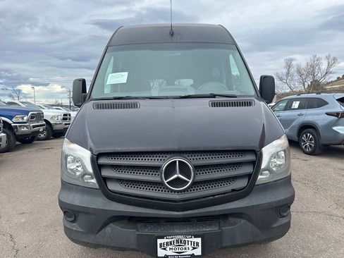 Used 2016 Mercedes-Benz Sprinter 2500 image 2