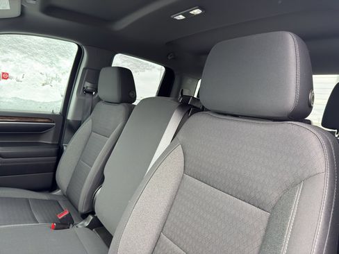 Used 2022 GMC Sierra 1500 SLE w/ X31 Off-Road Package image 30