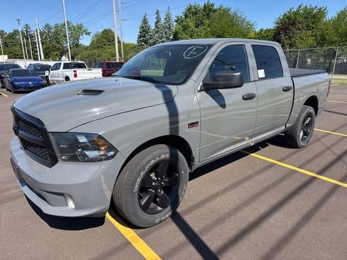 Used 2022 RAM 1500 Express w/ Ceramic Grey Express Package AWD/4WD image 1