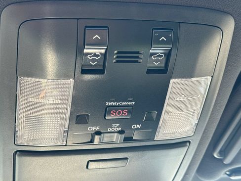 Used 2020 Lexus GX 460 Premium AWD/4WD image 35