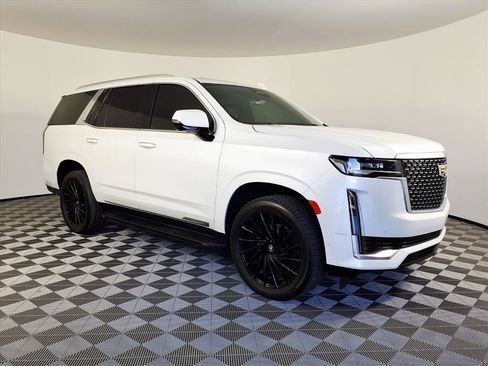 Certified 2023 Cadillac Escalade Premium Luxury w/ LPO, Floor Liner Package image 3