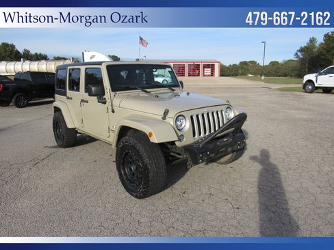 Used 2017 Jeep Wrangler Unlimited Sahara w/ Dual Top Group image 20