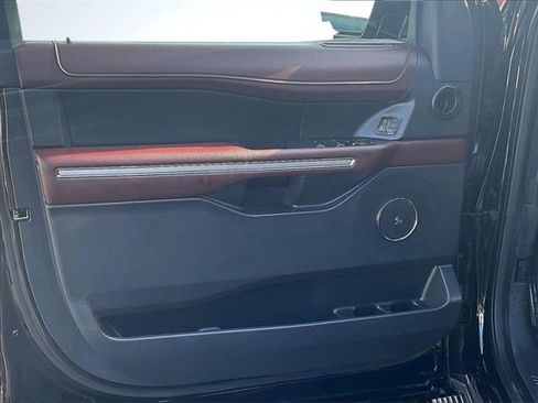 Certified 2023 Ford Expedition Limited image 23