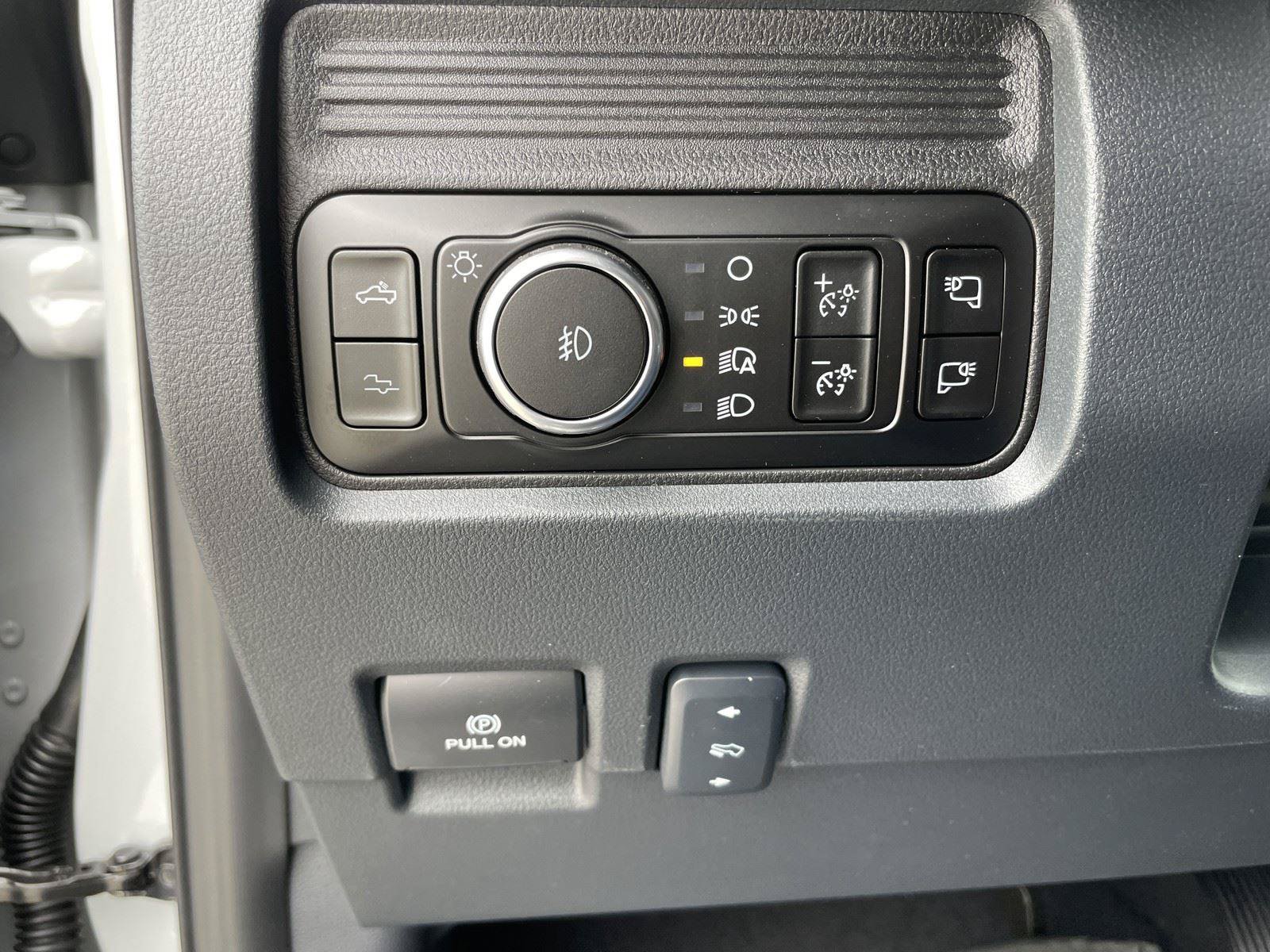 New 2026 Ford F250 Platinum AWD/4WD image 21