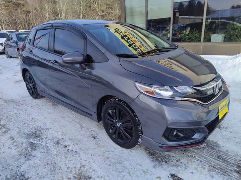 Used 2018 Honda Fit Sport image 2
