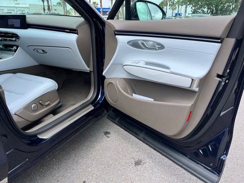 New 2026 Genesis GV70 2.5T Advanced AWD/4WD image 21