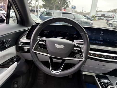 Certified 2024 Cadillac Lyriq Sport AWD/4WD image 17