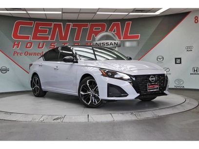 New 2026 Nissan Altima 2.5 SR w/ SR Premium Package