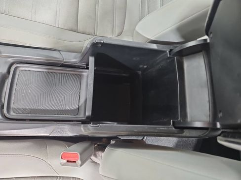 Used 2018 Honda CR-V LX image 24