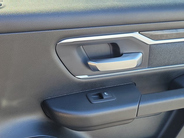 Used 2021 RAM 1500 Big Horn AWD/4WD image 7