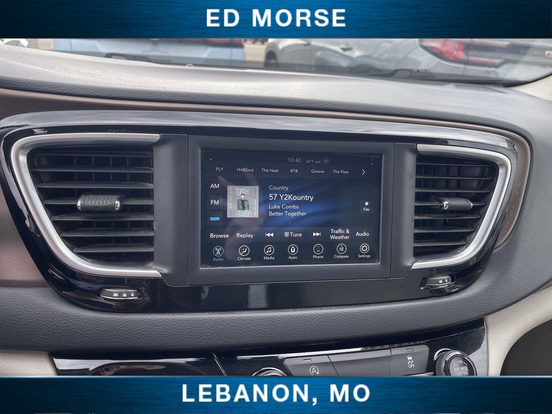 Used 2021 Chrysler Voyager Lxi FWD image 13