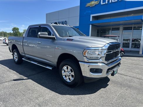 Used 2019 RAM 2500 Big Horn AWD/4WD image 2