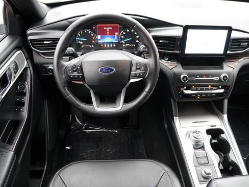 Certified 2020 Ford Explorer Limited AWD/4WD image 21