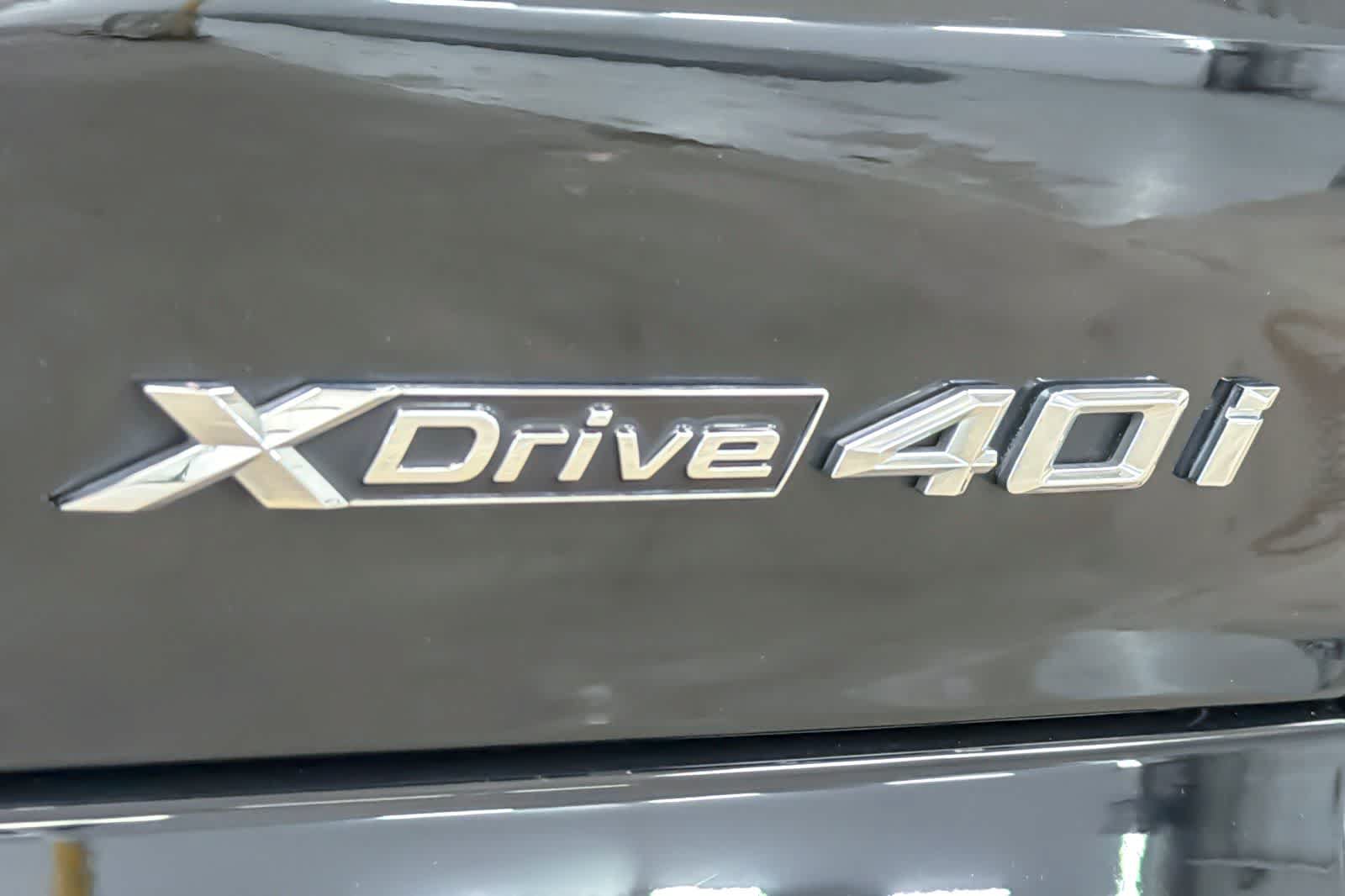 Used 2022 BMW X5 xDrive40i w/ Parking Assistance Package AWD/4WD image 28