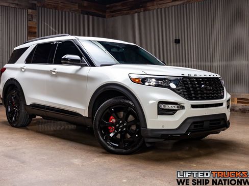 Used 2024 Ford Explorer ST w/ Equipment Group 401A AWD/4WD image 1