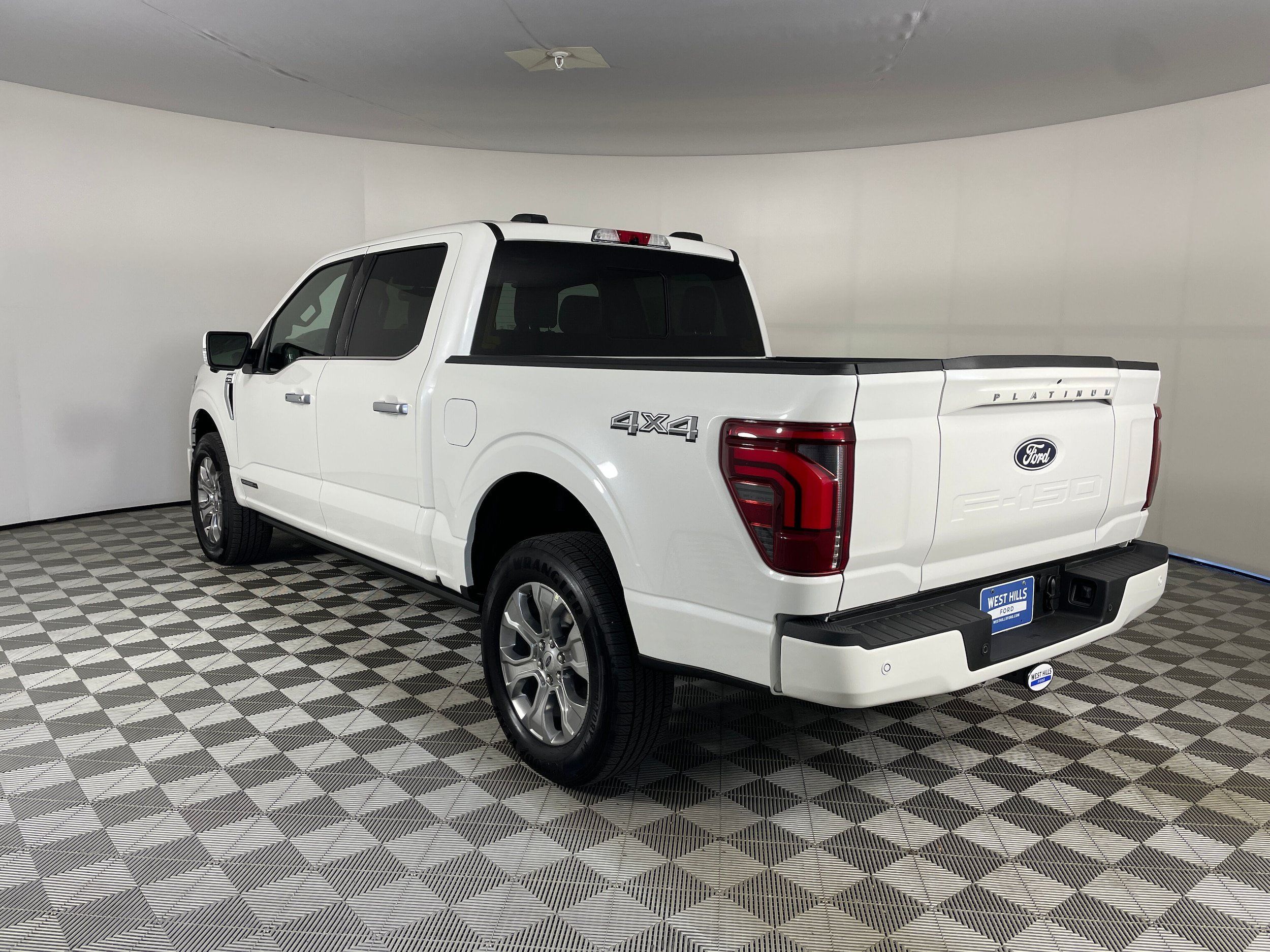 New 2026 Ford F150 Platinum w/ Equipment Group 702A High AWD/4WD image 17