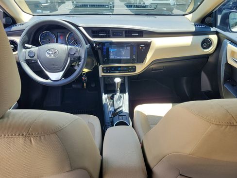 Used 2017 Toyota Corolla LE FWD image 16