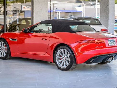 Used 2017 Jaguar F-TYPE Convertible RWD image 11
