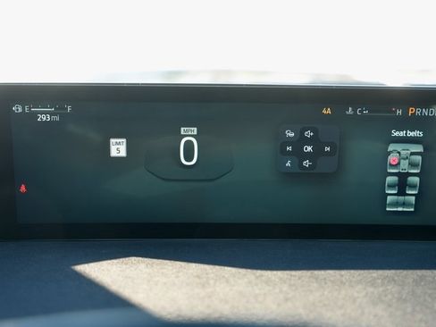 Used 2025 Ford Expedition Max Platinum w/ Driver's Package image 17