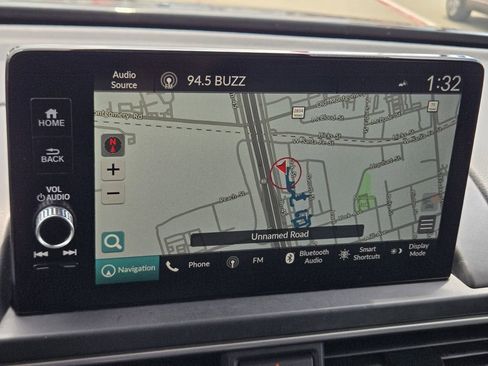 Certified 2023 Honda Pilot Touring image 23