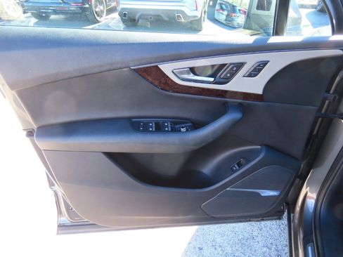 Used 2019 Audi Q7 2.0T Premium Plus w/ Premium Plus Package image 25