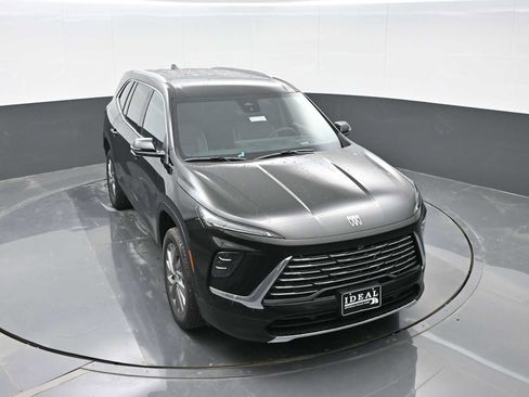 New 2026 Buick Enclave Preferred w/ Power Package image 20