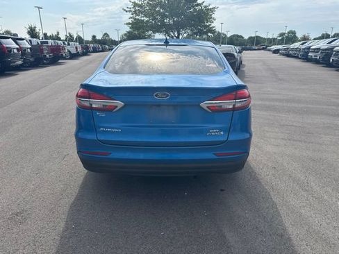 Used 2019 Ford Fusion SEL FWD image 4