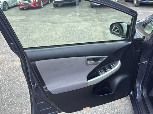Used 2013 Toyota Prius Two FWD image 22