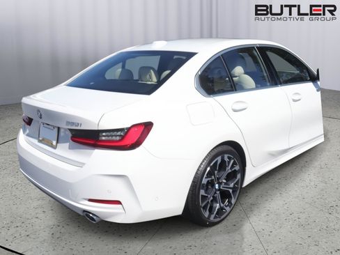 New 2026 BMW 330i Sedan w/ Premium Package RWD image 8