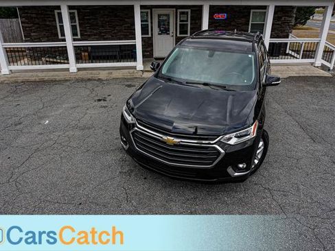 Used 2019 Chevrolet Traverse LT image 3