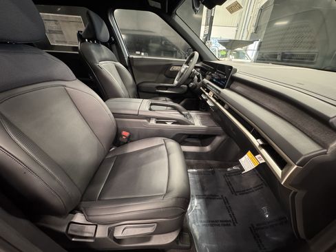 New 2027 Kia Telluride S image 11