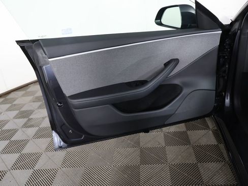 Used 2024 Tesla Model 3 Standard Range RWD image 22