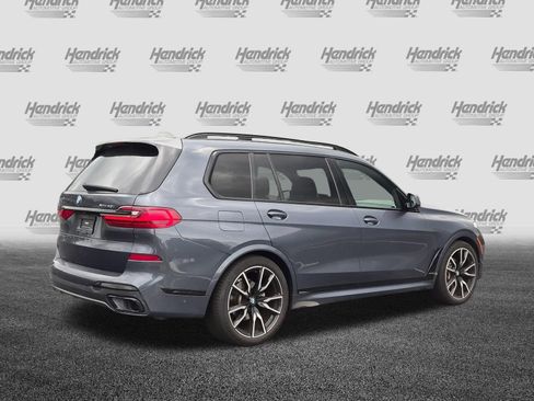 Used 2022 BMW X7 xDrive40i w/ M Sport Package AWD/4WD image 10