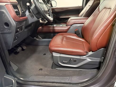 Used 2024 Ford Expedition Limited AWD/4WD image 57