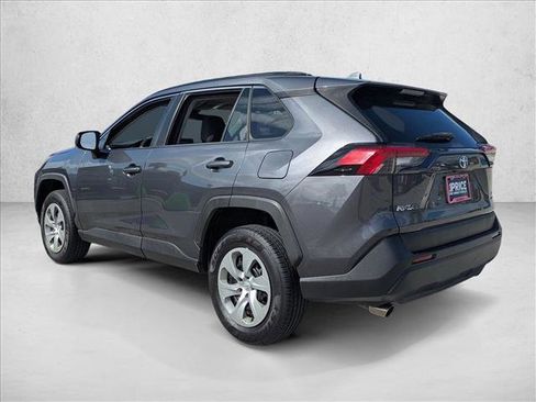 Used 2019 Toyota RAV4 LE image 8