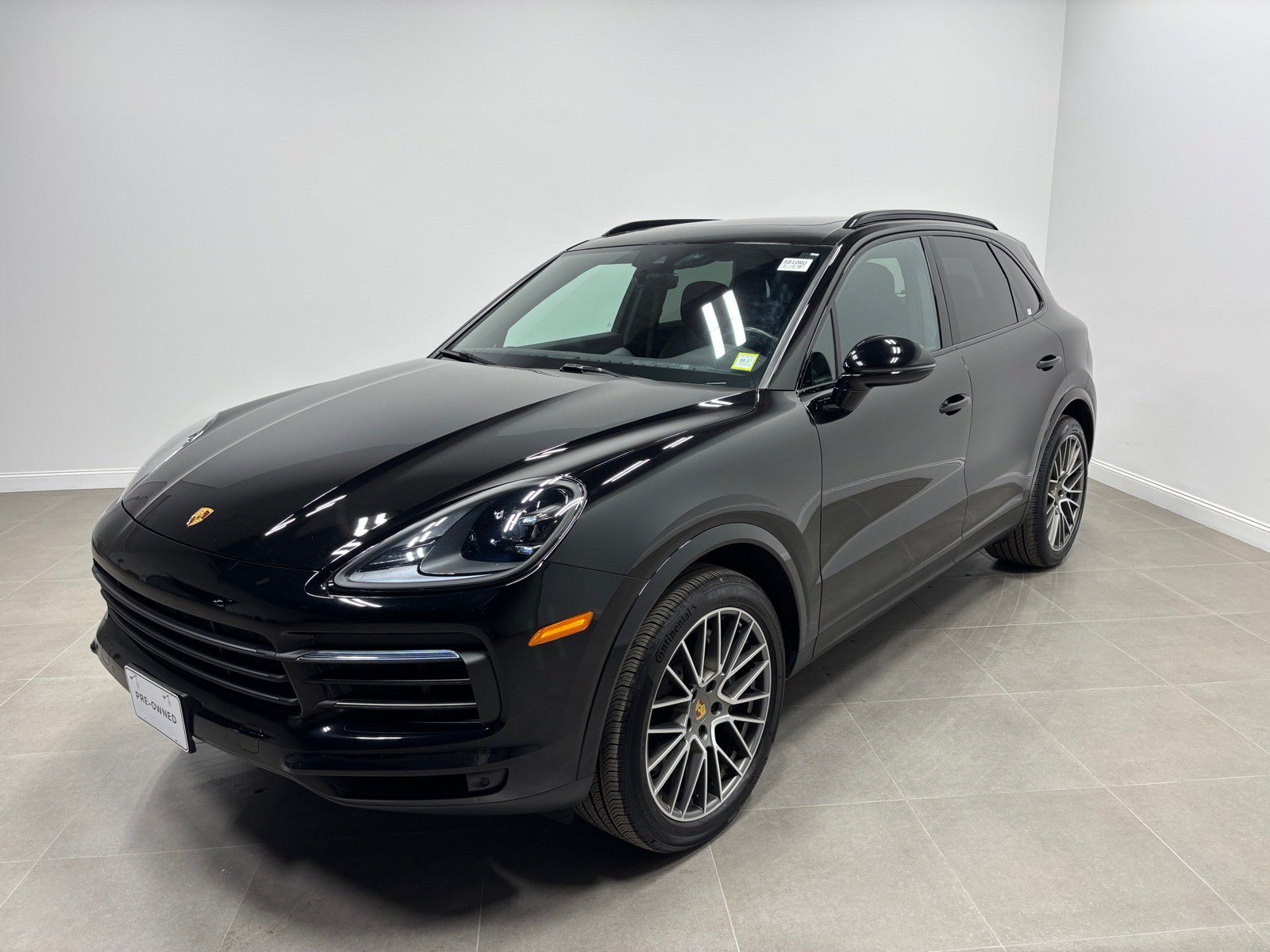 Used 2023 Porsche Cayenne Platinum Edition AWD/4WD image 1