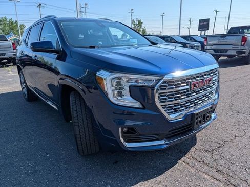 Used 2022 GMC Terrain Denali AWD/4WD image 13