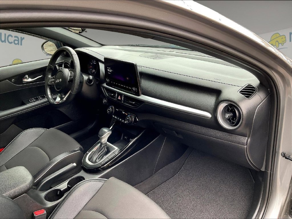 Used 2023 Kia Forte GT-Line FWD image 14