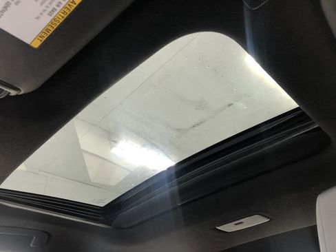 Used 2025 Toyota Corolla SE w/ SE Premium Package AWD/4WD image 23