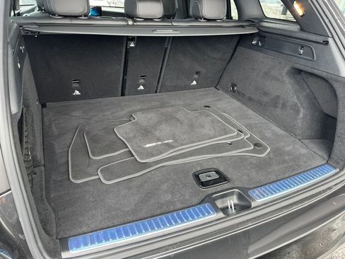 Certified 2022 Mercedes-Benz GLC 300 4MATIC w/ AMG Line image 19